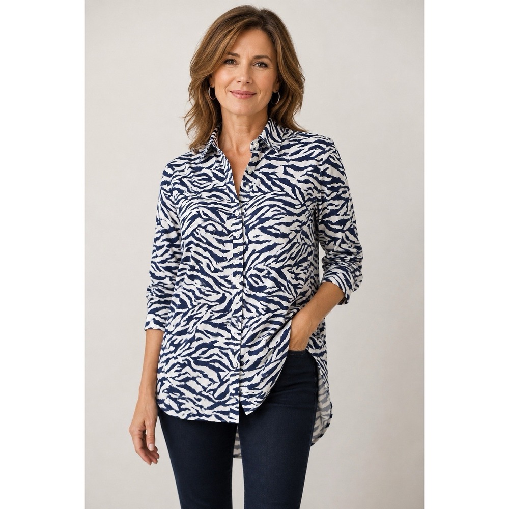 Chico's Size 1 Blue White Zebra Print Button Front Shirt Women's 3/4 Sleeve